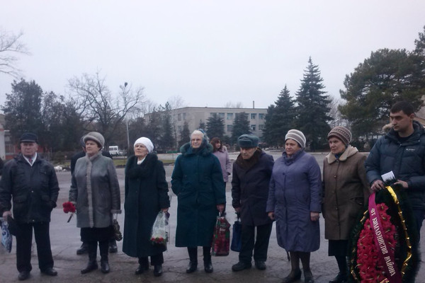 Митинг в станице Старощербиновской