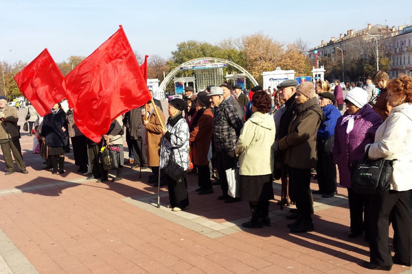 В Армавире митинг в честь Великого Октября прошел вопреки желанию властей