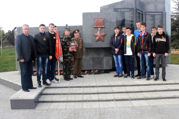 Кубанский молодежно-комсомольский десант в городе-герое Севастополе Кубанский молодежно-комсомольский десант в городе-герое Севастополе