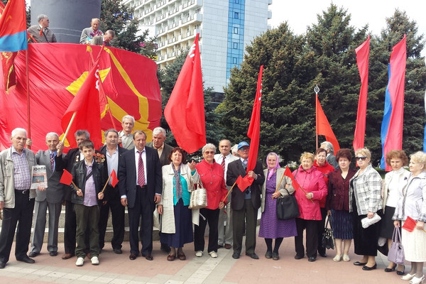 Первомайские торжества в Армавире Первомайские торжества в Армавире