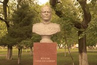 В Белореченском парке Победы открыты новые бюсты советским полководцам