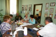 Руководитель Выселковского Комитета КПРФ наградил главного врача ЦРБ - за помощь Донбассу