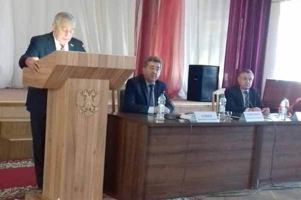 Н. Харитонов побывал в Лабинском и Мостовском районах Н. Харитонов побывал в Лабинском и Мостовском районах