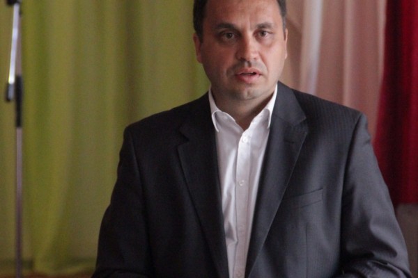 П. Соколенко: В ходе Народного опроса люди могут оценить работу руководителей районов, ведь права избирать их лишили!..