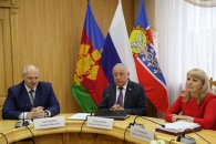 Николай Харитонов провел встречи с избирателями в Армавирском округе