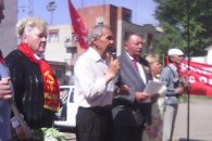 Тихорецкий райком КПРФ провел шествие и митинг в честь Первомая