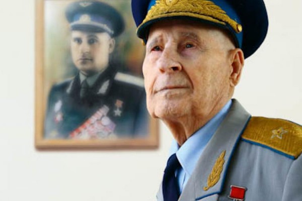 В Краснодаре простились с Героем Советского Союза Николаем Жуганом