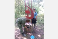 Комсомольцы отремонтировали памятник красному командиру