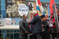 В Краснодаре прошла красная демонстрация в честь столетия Великого Октября