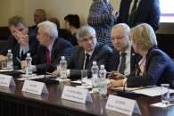 Н. Осадчий принял участие в «круглом столе» по проблемам медицинского образования