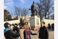 Коммунист-депутат Д. Коломиец в день освобождения Краснодара встретился с учащимися