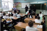 Комсомольцы вручили призы усть-лабинскому школьнику