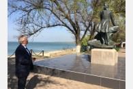 В Тамани по инициативе местных коммунистов восстановлен памятник В.И. Ленину