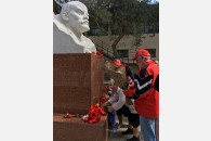 В Тамани по инициативе местных коммунистов восстановлен памятник В.И. Ленину