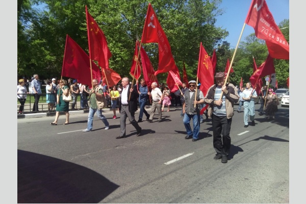 Новороссийск: активисты КПРФ отметили Красный Первомай