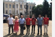 Коммунисты и комсомольцы в Краснодаре возложили цветы к памятнику А.С. Пушкину