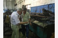 Лидер краевого отделения КПРФ посетил предприятие по производству сельхозтехники