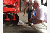 Лидер краевого отделения КПРФ посетил предприятие по производству сельхозтехники