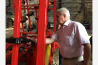 Лидер краевого отделения КПРФ посетил предприятие по производству сельхозтехники