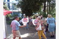 Протестные пикеты активистов КПРФ