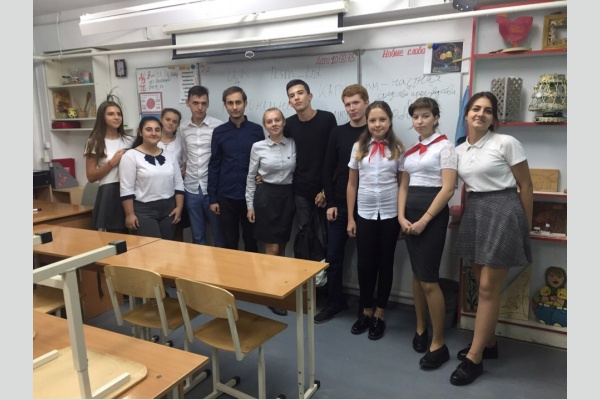 Представители крайкома ЛКСМ встретились с комсомольцами в поселке Афипском