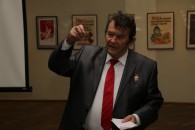 В Краснодаре коммунисты и комсомольцы открыли выставку «Эпоха юности и побед»