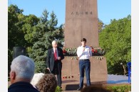 Коммунисты и комсомольцы Сочи отметили праздник Великого Октября митингом