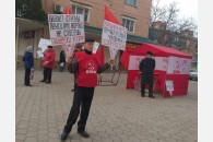 Коммунисты Абинского района провели протестный пикет