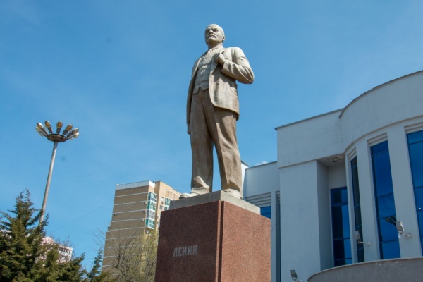 Краснодар. Коммунисты и комсомольцы отметили 149-й день рождения В.И. Ленина
