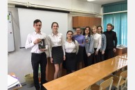 Афипские коммунисты и комсомольцы провели торжественную линейку