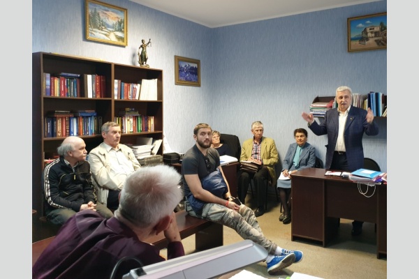 Краснодар. Коммунисты первичного отделения №21 обсудили текущие партийные задачи Краснодар. Коммунисты первичного отделения №21 обсудили текущие партийные задачи