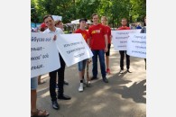 В Краснодаре прошла акция за сохранение троллейбусной линии на улице Красной
