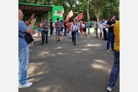 В Краснодаре прошла акция за сохранение троллейбусной линии на улице Красной