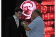 Коммунисты поздравили краевую специализированную библиотеку с юбилеем