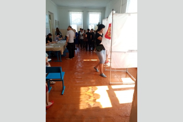 В поселке Гирей наблюдатели от КПРФ поймали 