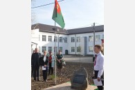В Кореновске коммунисты и советские офицеры открыли школьную Аллею Славы