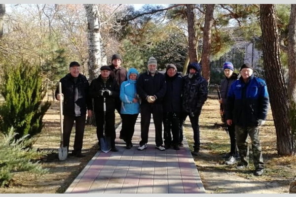 В Анапе прошла акция в рамках инициативы КПРФ «Сад памяти»