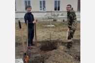В Крымском районе началась акция КПРФ «Сад Победы»