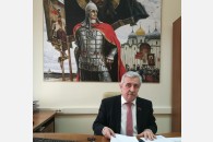 В приемную коммуниста-депутата Н.И.Осадчего поступают предложения о поправках в Конституцию