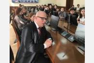 Н.И. Осадчий рассказал в КубГУ о конституционных поправках КПРФ