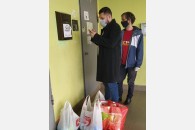 Краснодар. Комсомольцы-добровольцы оказывают помощь жителям города