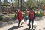 Краснодар. Помощь нуждающимся семьям от коммунистов и сторонников партии продолжается