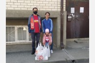 Краснодар. Коммунисты-добровольцы продолжают помогать малоимущим семьям