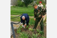 Каневские патриоты провели очередной этап акции «Сирень Победы»