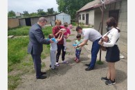 Коммунисты и беспартийные патриоты отметили День защиты детей в станице Каневской