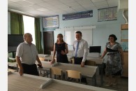 Белореченск. Коммунисты-депутаты оказали помощь школе