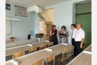 Белореченск. Коммунисты-депутаты оказали помощь школе