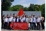 Краснодар. Активисты КПРФ и Союза советских офицеров почтили память жертв войны
