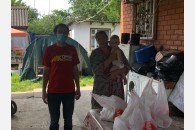 Краснодар. Комсомольцы при поддержке крайкома КПРФ продолжают помогать многодетным семьям