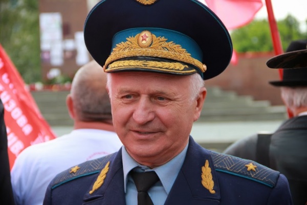 С юбилеем, товарищ генерал! С юбилеем, товарищ генерал!